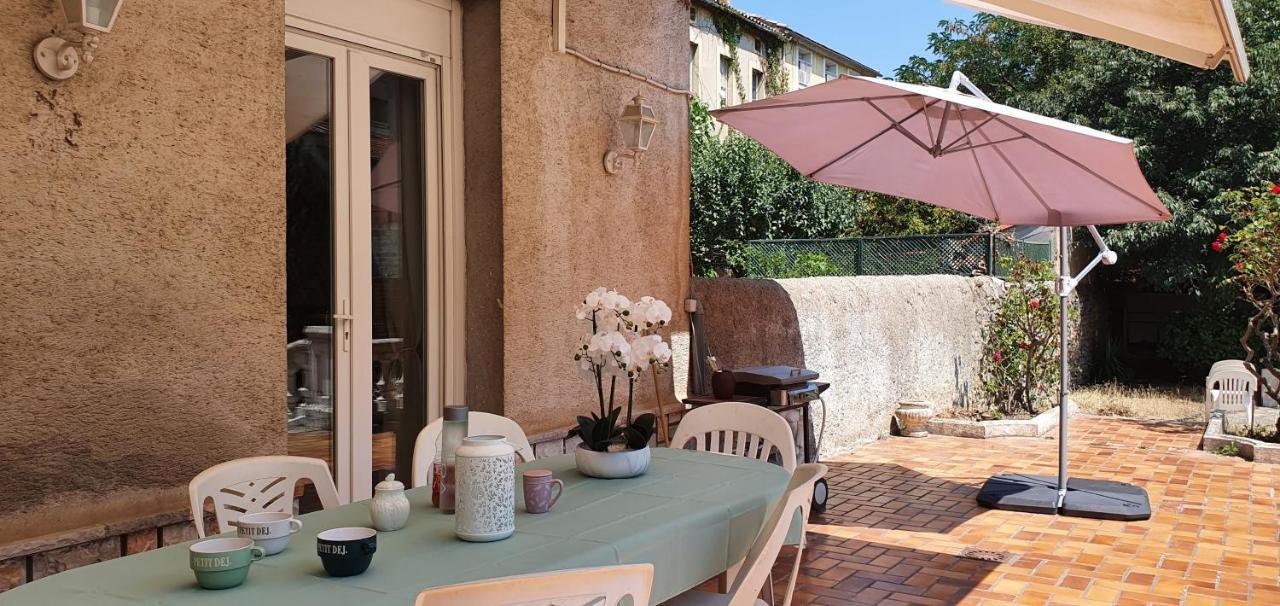 La Casa De Margarita Y Sisco, Villa Avec Piscine カルカソンヌ エクステリア 写真